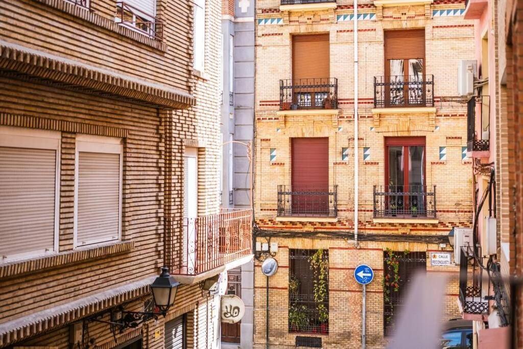 Cadena Centro Scalpers Y Arcade Apartment